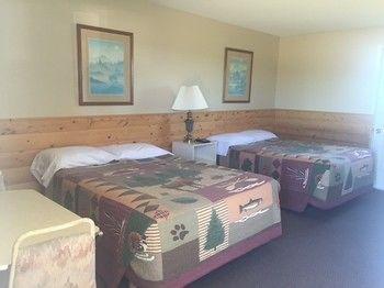 Smokey Hollow Resort Wasagaming Luaran gambar